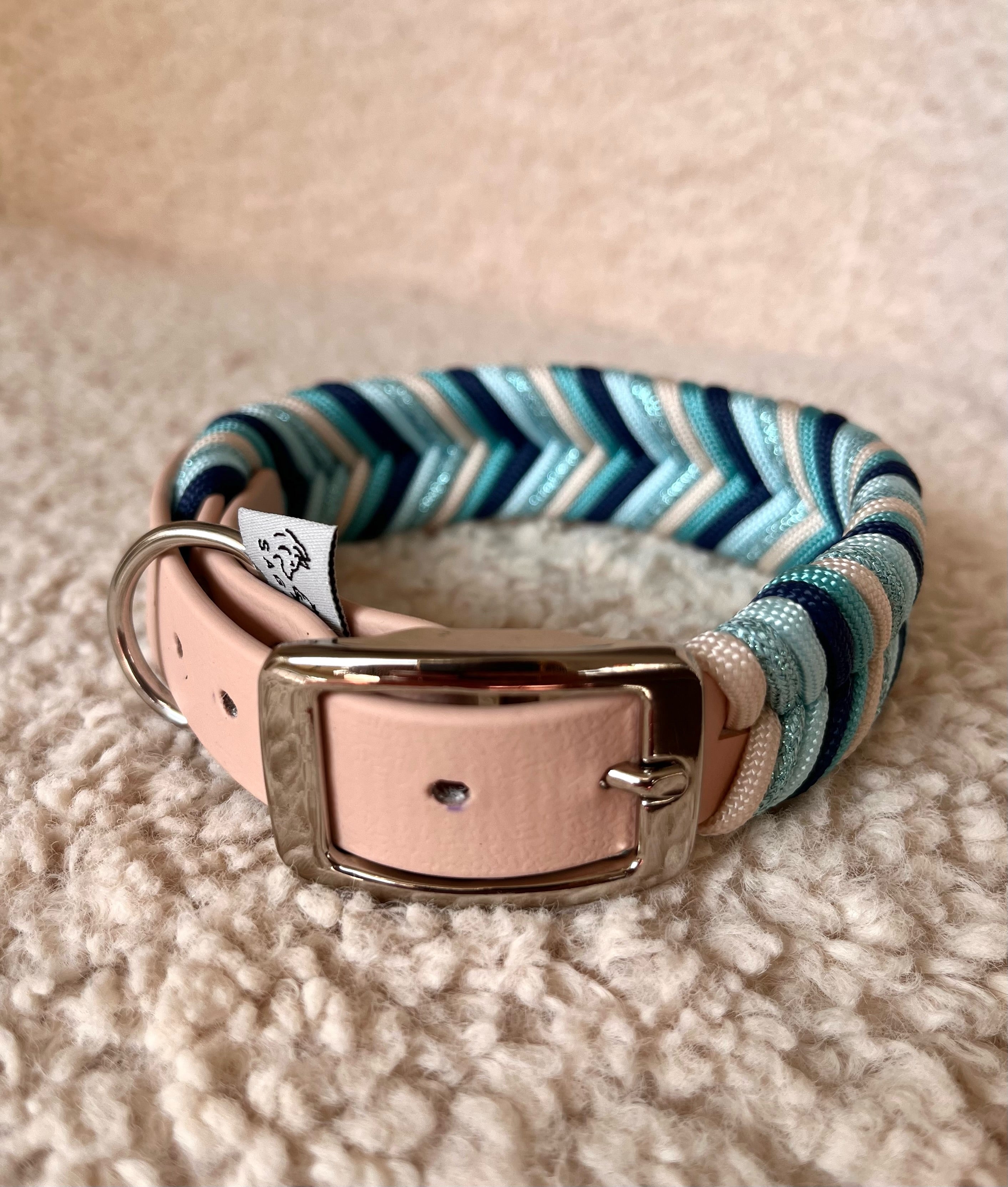 Collier chevrons - Tropiques